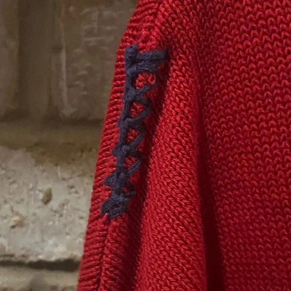 Wild Fable Red Lobster Sweater size med - Picture 4 of 4